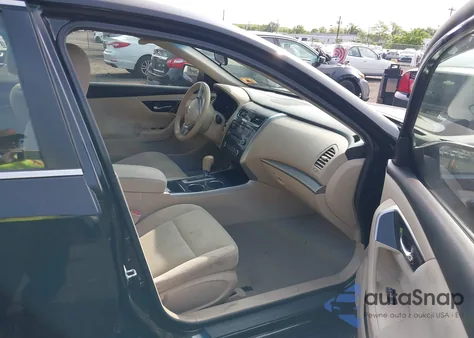 2014 Nissan Altima 2.5 S из США, поврежденный, VIN 1N4AL3AP3EC161186